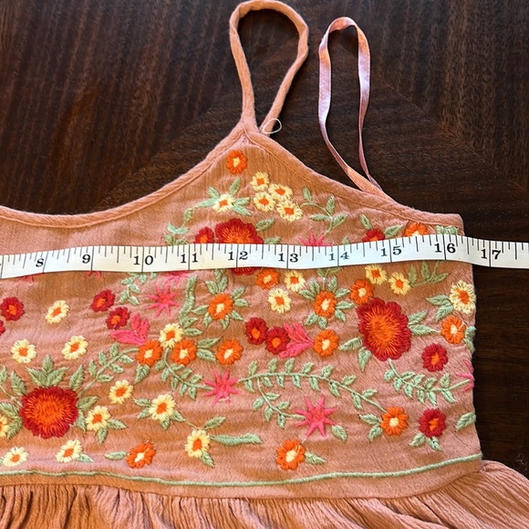 SIM & SAM | Floral Embroidered Spaghetti Tank | Size XS - Picture 7 of 8